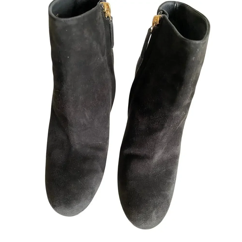 Chanel Black Suede‎ Ankle Boots Quilted Heel CC Gold Cap 39
